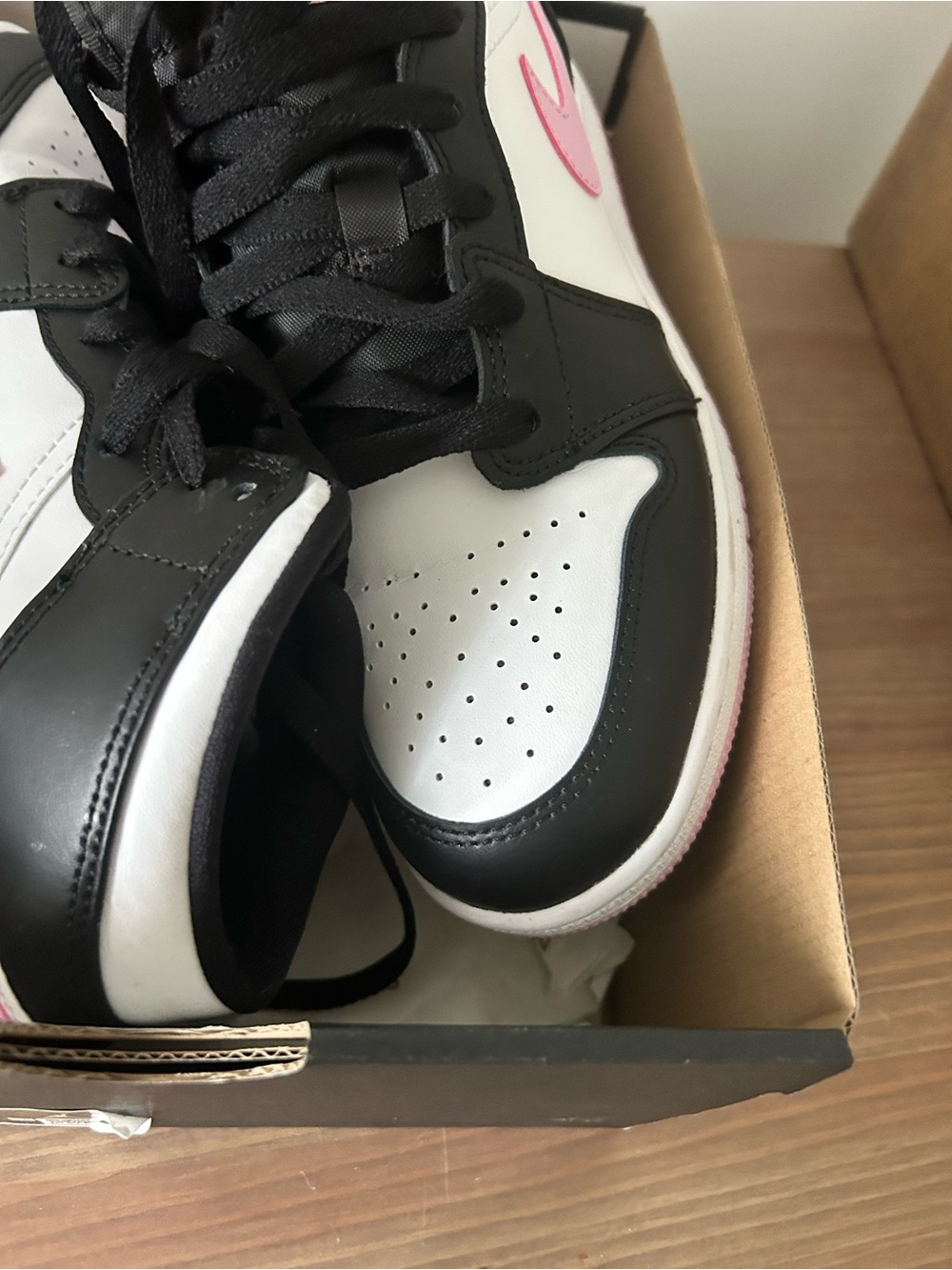 Jordan 1 Mid Top Sneakers, Black, White & Pink - Picture 3 of 3